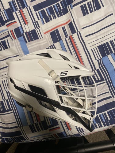 White Cascade S Helmet