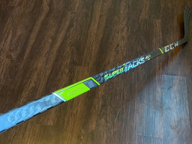CCM Super Tacks AS3 Pro Stock Hockey Stick LH P92 85 Flex Grip