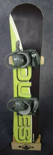 DUKES MOTO SNOWBOARD SIZE 132 CM WITH SIMS SMALL BINDINGS