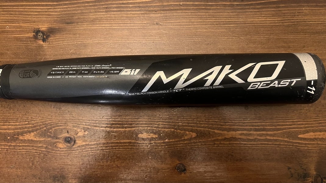 Easton Mako Beast HARD TO FIND!! RARE SIZE !! (-11) 17 oz 28" HOT BAT!!