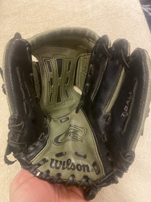 Wilson A0200 10 San Francisco Giants Baseball Glove