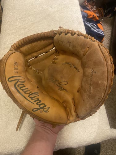Vintage Mike Piazza Signature Edition Catcher's 34" RCM 7 Baseball Glove
