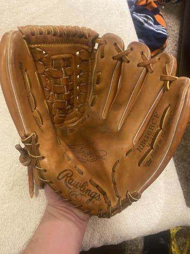 Vintage Ken Griffey Jr Signature Edition Used Outfield 12.5" Player Preferred Baseball Glove