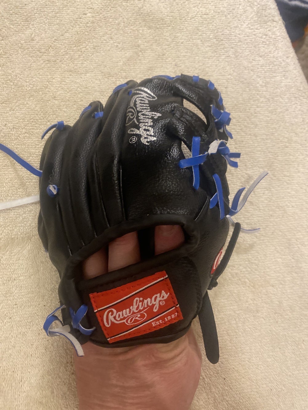 2001-02 Alex Rodriguez Game Used Fielder's Glove Gifted to Keith