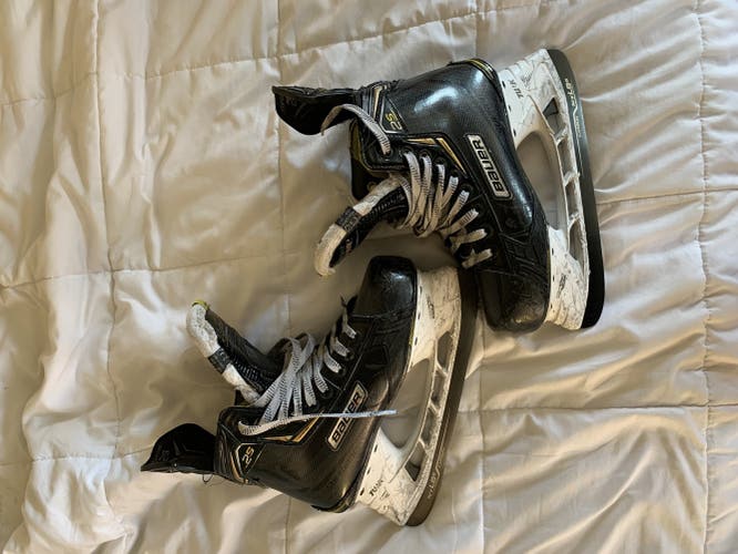 Used Bauer Regular Width Size 6.5 Supreme 2S Hockey Skates