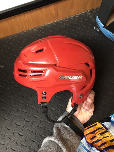 Used Large Bauer Pro Stock Re-Akt Helmet