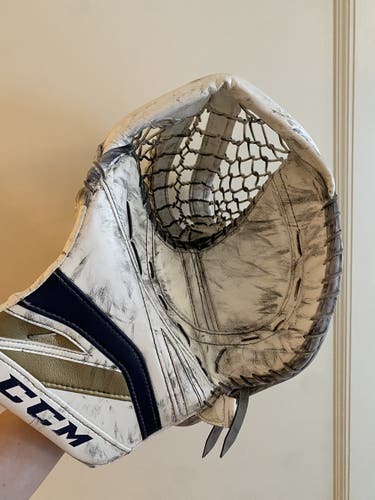 CCM Premier 2 580 Glove