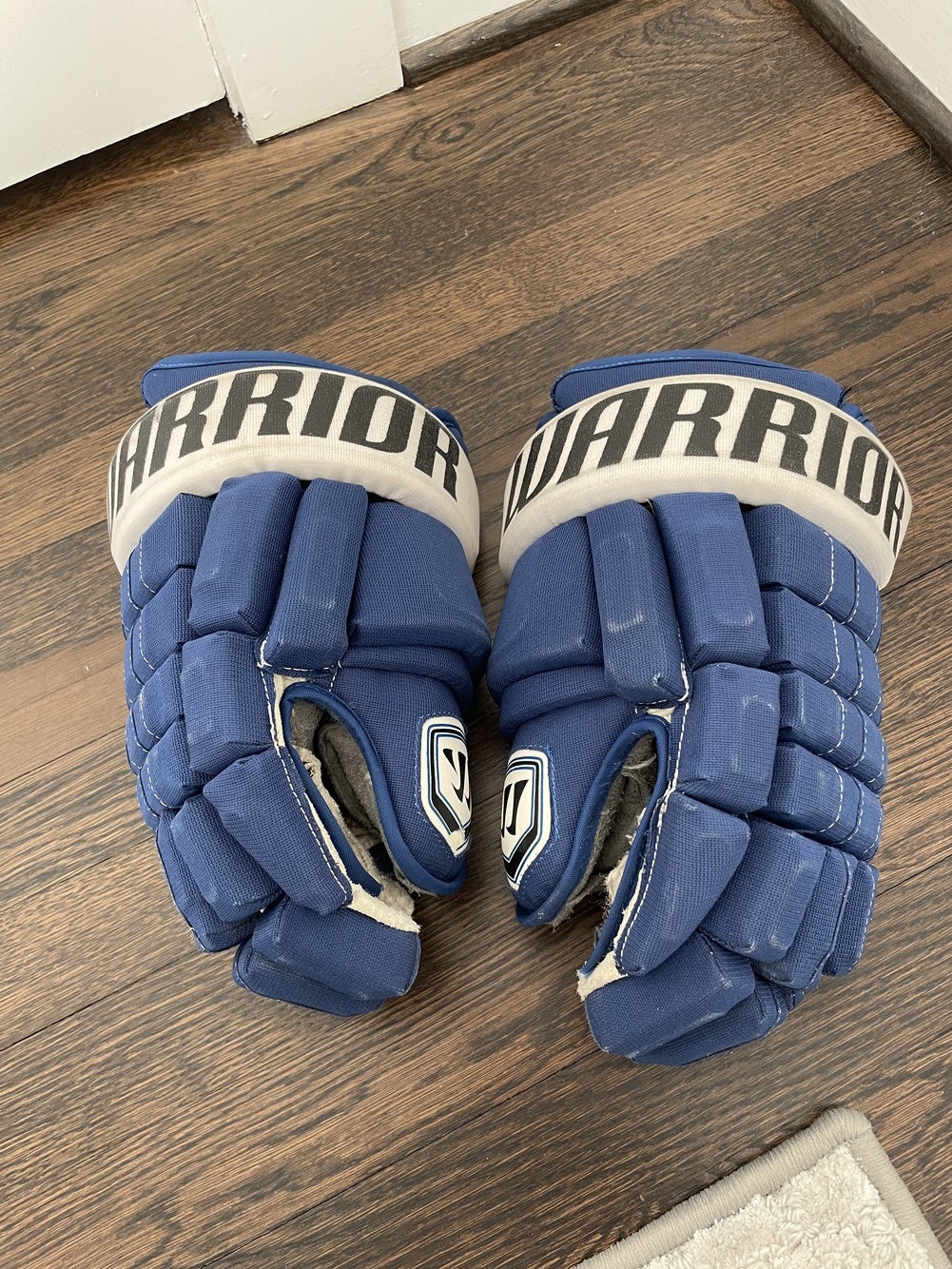 Warrior Blue/White 14 Tampa Bay Lightning Pro Stock Gloves