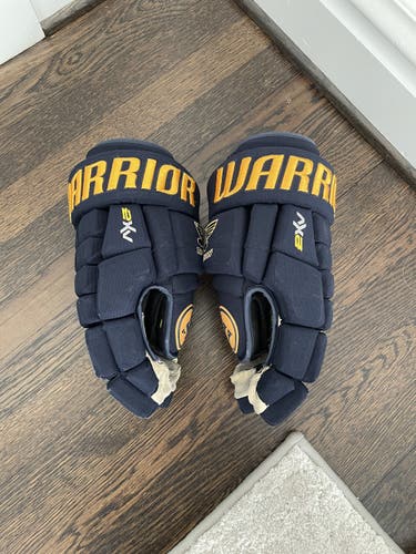 15” St. Louis Blues Alumni Gloves - Used