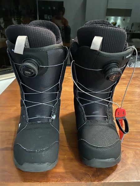 Used Size 8.0 (Women's 9.0) Burton Imprint 1 Snowboard Boots