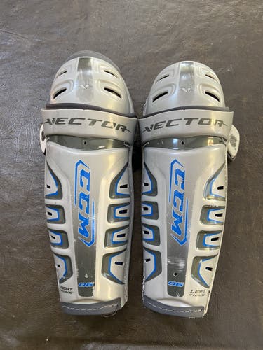 CCM Vector Shinpads