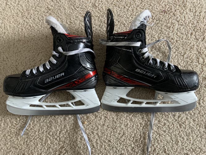Used Bauer Size 12 Vapor X Shift Hockey Skates