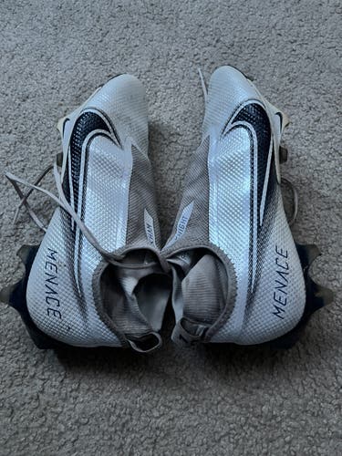 Size 9.5 (Women's 10.5) Low Cut