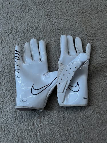 Used Nike Vapor Jet Gloves medium