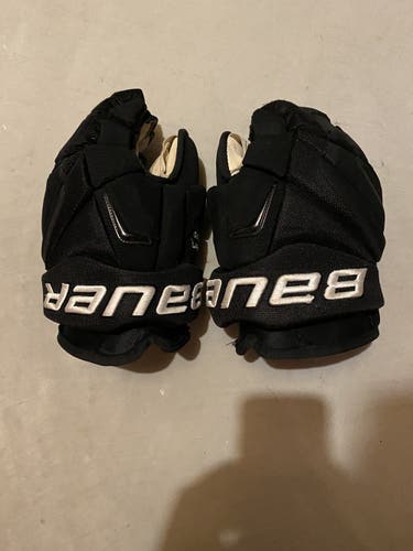 Bauer Vapor APX2 Senior Gloves
