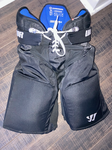 Warrior Covert Hockey Pants: Size: Junior Large - Good Condition