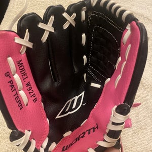 Worth Left Hand Throw 9" W92PB Softball Glove