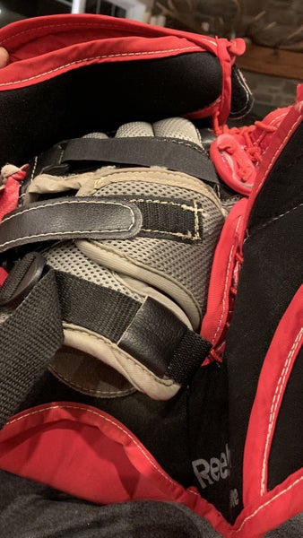 Reebok premiere 3 goalie glove