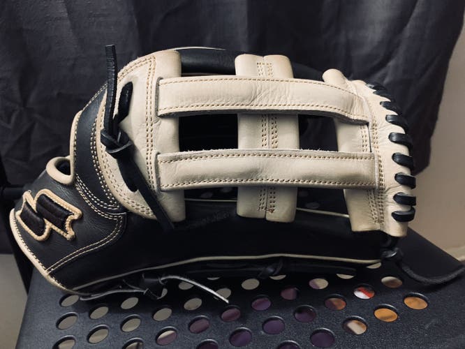 SSK Outfield glove
