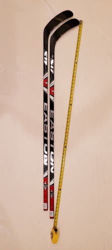 New ! (2) Easton S17 LH Gr 50 Jr.Sakic Hockey Stick
