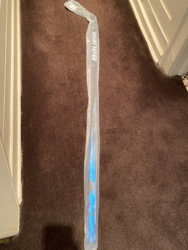 P28 70 Flex Left Senior Left Hand  Nexus Geo Hockey Stick