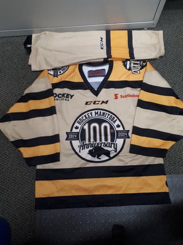 JERSEY SOCKS COMBO CCM Gold/yellow/black Manitoba Hockey Jersey Adult Men's Small
