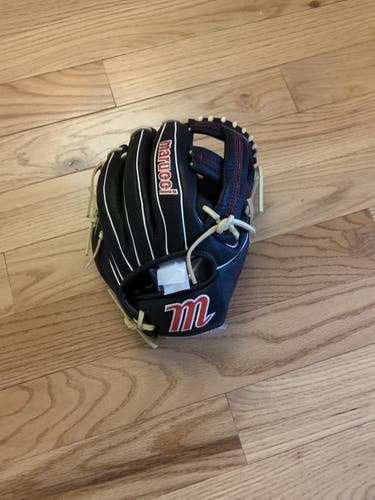 New Marucci Acadia Series RHT 11.5" Baseball Glove