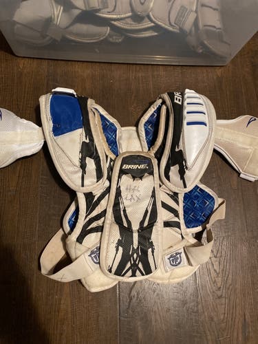 Used Large Brine Vip Shoulder Pads