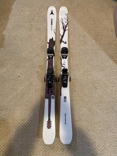 Used 163cm Atomic Bent Chetler JR Skis With Bindings