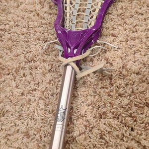 Womens Lacrosse Stick (New) Player's Brine 6065 Shaft with Mantra Rise Brine head