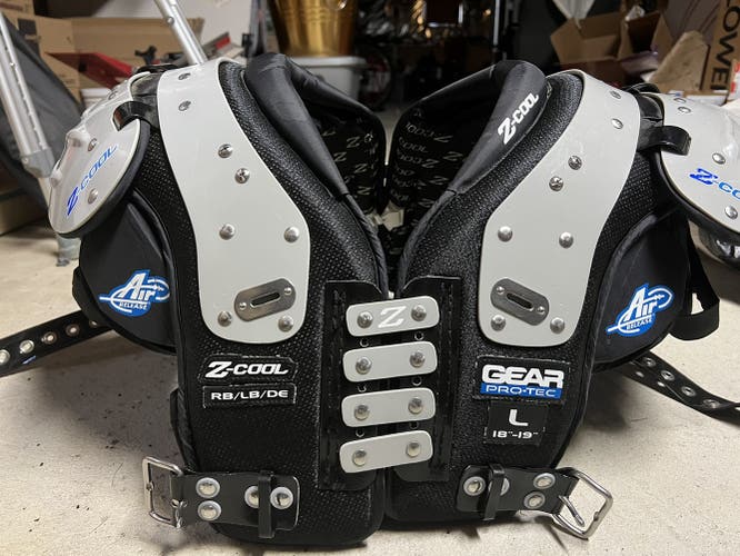 Gear Pro Tec Z-Cool Shoulder Pads Large 18”-19”