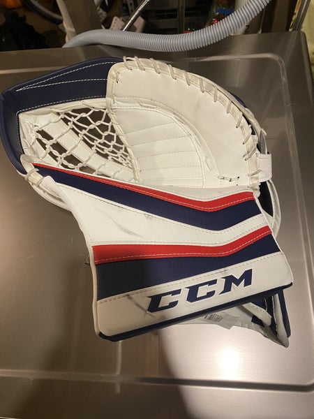 CCM Revolution 597 Intermediate Glove