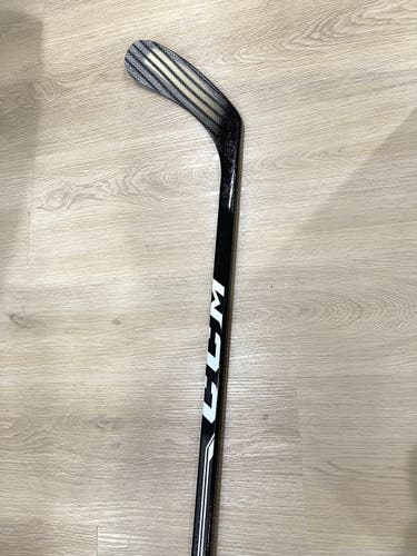 Hockey Stick Senior New Left Hand CCM crossover