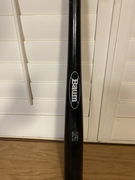 Baum Bat White 33