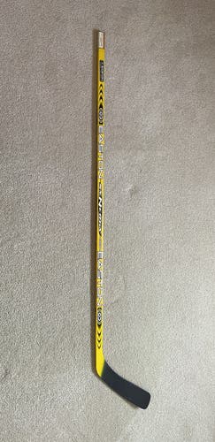 Senior Left Hand Mid Pattern Synergy Grip Hockey Stick