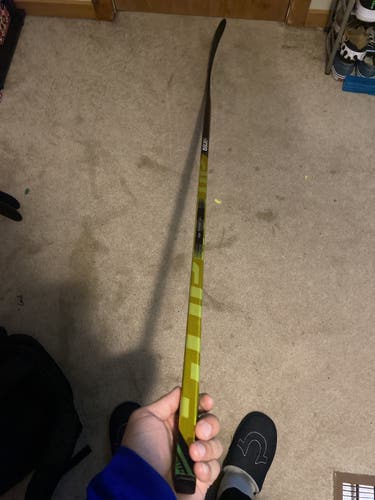 Senior Left Hand Supreme UltraSonic Hockey Stick