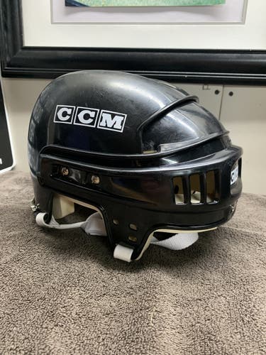 VINTAGE LARGE 75/8 CCM HT2 HOCKEY HELMET
