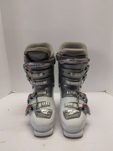 Used 24.5 Women's Nordica one Ski Boots