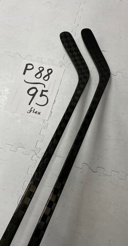 Senior (2x)P88 Left Hand 95 Flex Mid Pattern  Nexus 2N Pro Hockey Stick