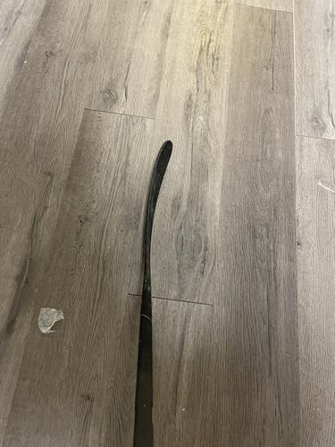 **Very Good Condition**Senior Left Hand Toe Pattern Super Tacks AS3 Pro Hockey Stick