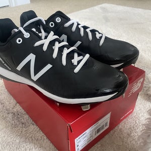 Black Men's Metal New Balance, Size 8, Style L4040BK5