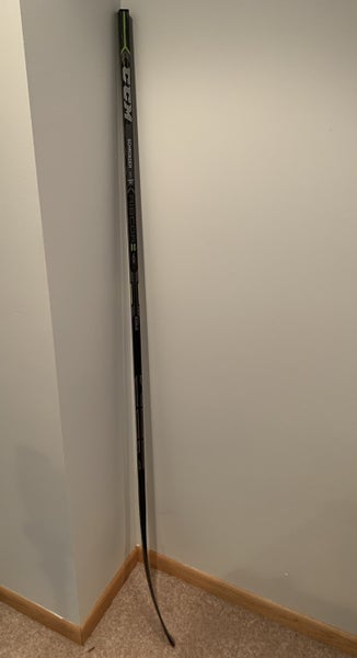 Senior Right Handed Mid Pattern Pro Stock CCM RibCor 40K Hockey Stick