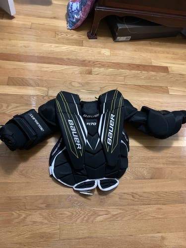Bauer supreme 170 goalie jest protector