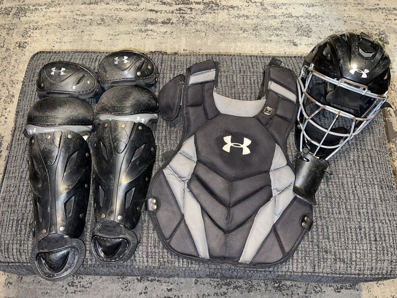 Under Armour Youth Catchers Set 9-12