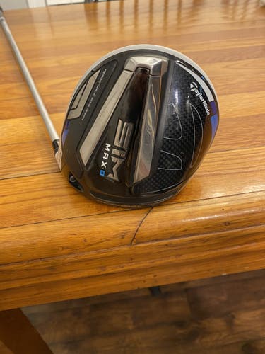 Men's Right Handed Stiff Flex 10.5 Loft Sim Max D-Type Driver