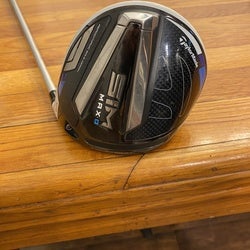 Men's Right Handed Stiff Flex 10.5 Loft Sim Max D-Type Driver