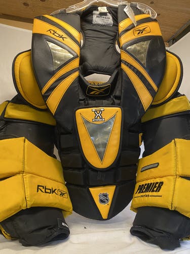 Used RBK Premier Size Sr M Ice Hockey Goalie Chest Protector