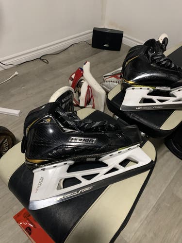 Senior Used Bauer Supreme 2S Hockey Goalie Skates Regular Width Size 10