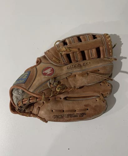 Mizuno MT550 Multi Hinge Lite Flex Brown 13" Professional Leather Glove Mitt RHT