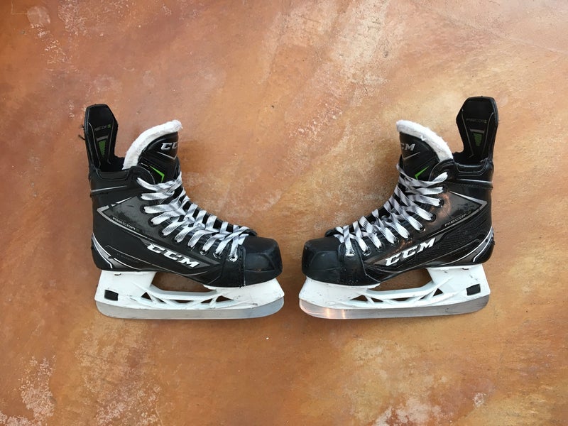 Hockey Skates Junior Used CCM RibCor 78K Regular Width Size 4
